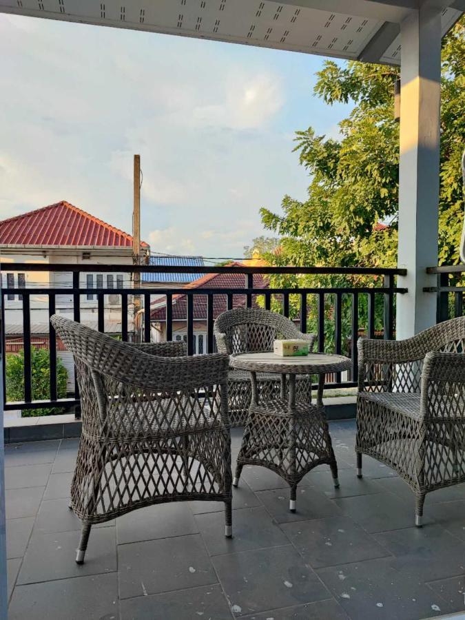 Bed and Breakfast Jenny Airport Lounge Vientiane Exterior foto